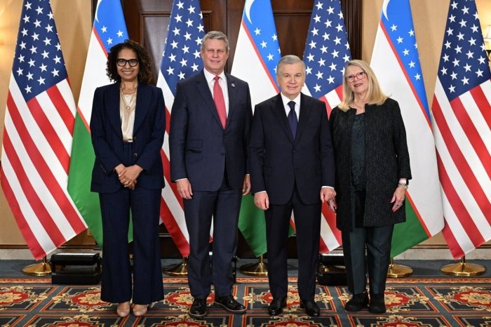 Шавкат Мирзиёев: "АҚШ билан парламентлараро ва ҳудудлараро алоқаларни янада ривожлантириш муҳим"