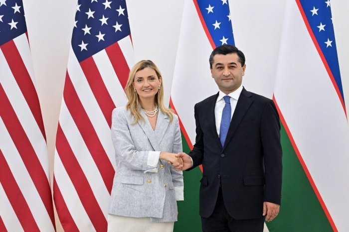  O‘zbekiston tashqi ishlar vaziri Saidov AQSh Davlat departamentining jamoat diplomatiyasi bo‘yicha o‘rinbosar kotibi Rodjers bilan uchrashuv o‘tkazdi