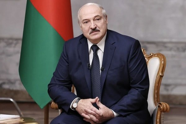 Lukashenko hokimiyatni bo‘lishmoqchi