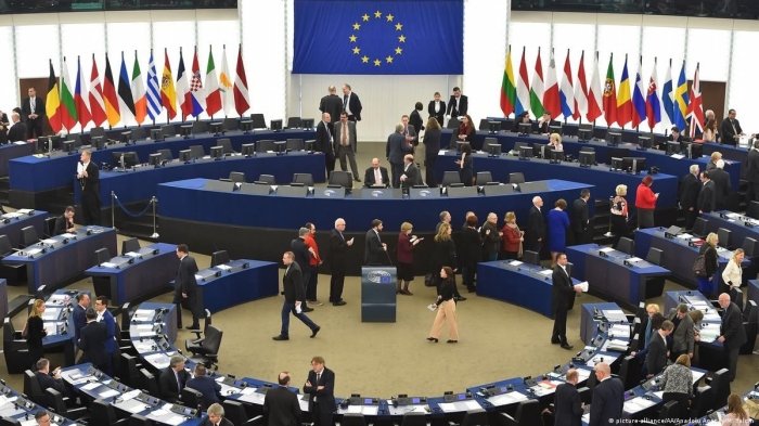 Evropa parlamenti Rossiyadagi prezidentlik saylovlarini noqonuniy deb tan oldi