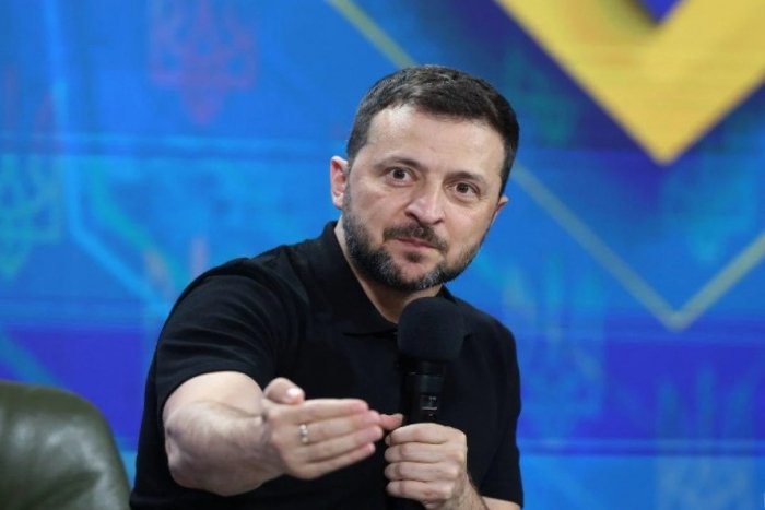 Zelenskiy: "Putin tinchlikka intilayotgan har bir insonning yuziga tupurmoqda"