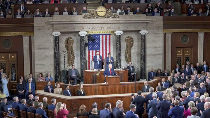 АҚШ Сенати Эронга қарши ҳарбий ҳаракатларни тўхтатиш тўғрисидаги резолюцияни рад этди