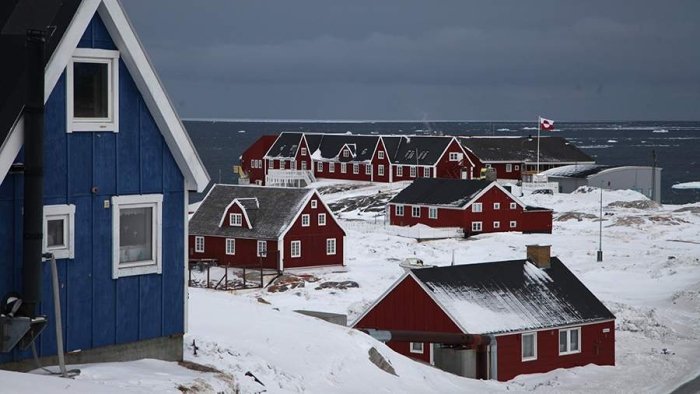 Tramp Grenlandiyaning mudofaa qobiliyati darajasi haqida hazillashdi