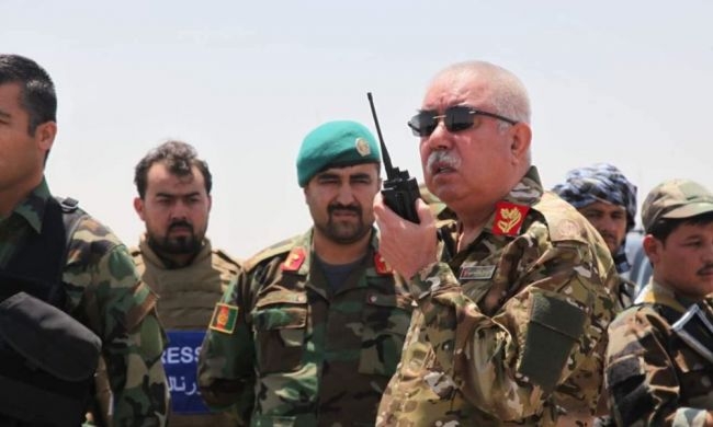 Afg‘on o‘zbeklarining yetakchisi marshal Do‘stum Afg‘onistonga qaytdi