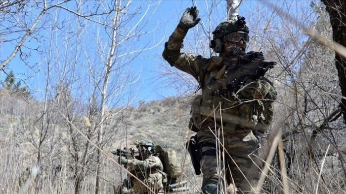 Турк армияси Ироқ ва Сурия шимолида 10 нафар террористни зарарсизлантирди