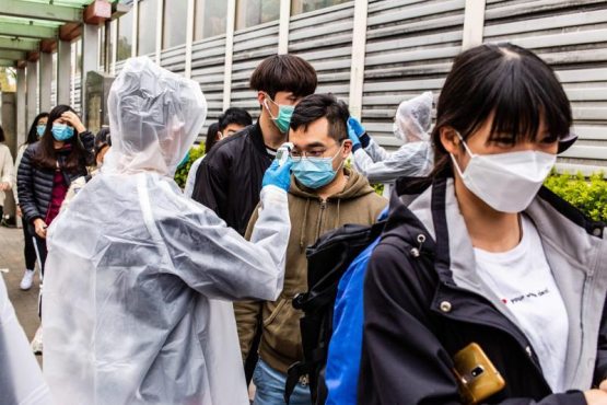 Коронавирус: Японияда рекорд ва "учинчи тўлқин" бошланди