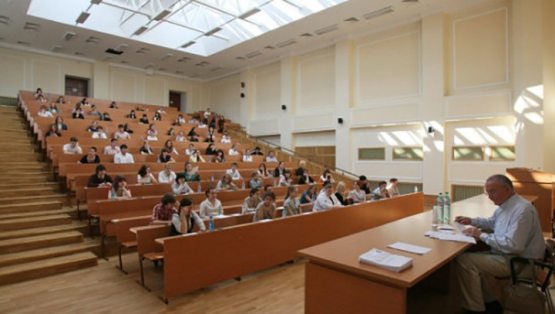 Педагогик йўналишда сиртқи ўқиш учун стаж керакми?