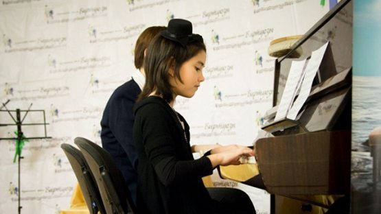 O‘zbekistonda ikki mashhur xonanda maktab direktorligiga tayinlandi