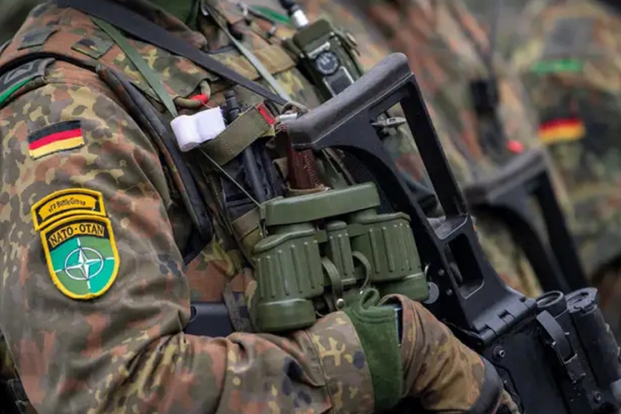 Germaniya Ukrainaga harbiy yuborish masalasini kun tartibidan chiqardi