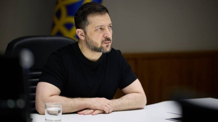 Zelenskiy: Ayrim aviakompaniyalar Rossiyaga parvozlarni bekor qila boshladi