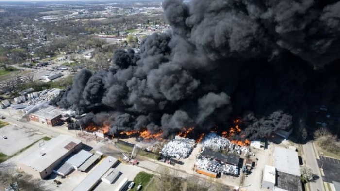 АҚШда заҳарловчи ёнғин бошланди