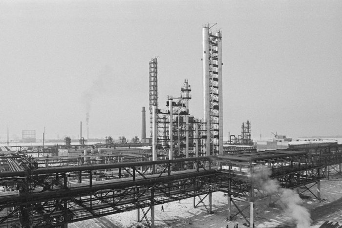 АҚШ Осиё нефтни қайта ишлаш заводларига нефть етказиб бериш ва нефтни қайта ишлашнинг пасайишини минималлаштириш ниятида