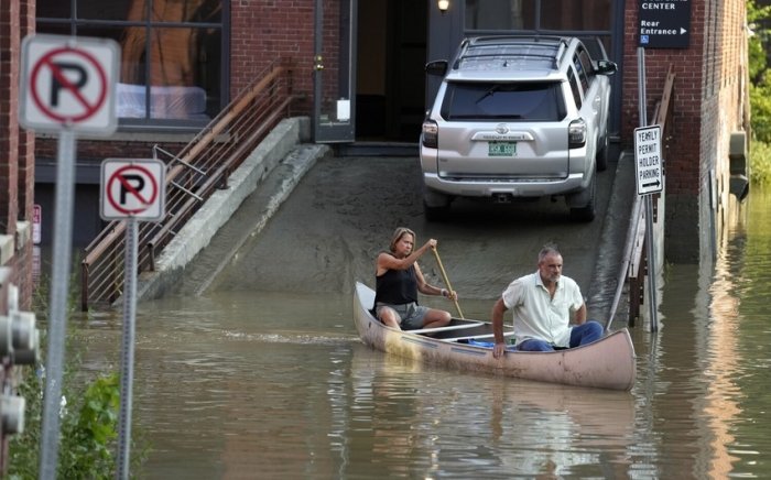 Нью-Мексикода сув тошқинлари сабабли фавқулодда ҳолат эълон қилинди