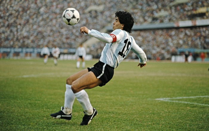 Марадона 1980 йилларнинг энг яхши футболчиси деб топилди