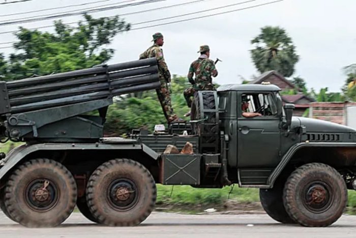 Камбоджа кескинлашиб бораётган можаро туфайли Таиланд билан чегарадаги 377 та мактабни ёпди