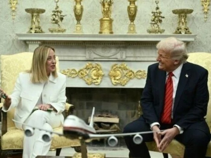 Трамп қарор қабул қилиш учун Путинга 3 кун муҳлат берди 