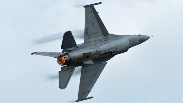 F-16 samolyotlarining muhim qismlari yo‘q — AQSh ularni Ukrainaga qayta tiklash uchun yetkazib beradi F-16 samolyotlarining muhim qismlari yo‘q — AQSh ularni Ukrainaga qayta tiklash uchun yetkazib beradi