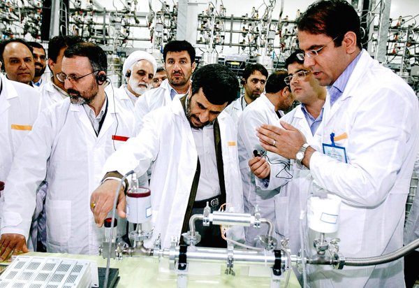 Эрон ядровий дастурда ишлаётган олимларини яширин ва хавфсиз ҳудудларга жойлаштирди