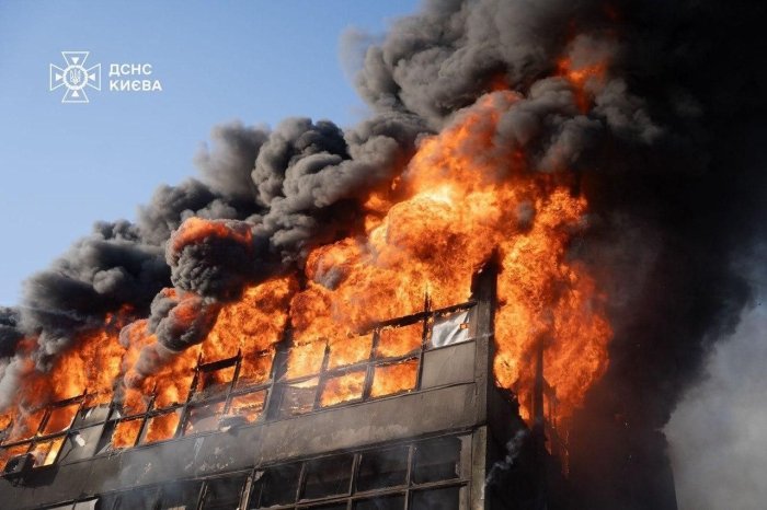 Rossiya Kiyevga yirik havo hujumi uyushtirdi