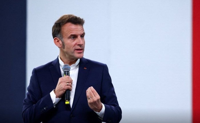 Макрон Путин билан алоқаларга техник даражада тайёргарлик кўрилаётганини маълум қилди