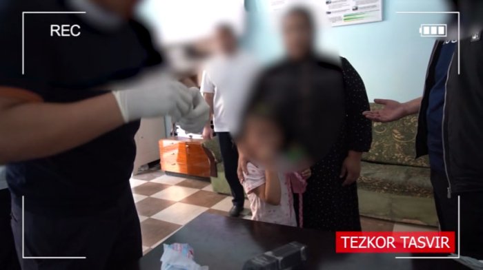 Andijonda "yigiti"ning intim videolarini tarqatib, pul ishlamoqchi bo‘lgan ayol qo‘lga olindi Andijonda "yigiti"ning intim videolarini tarqatib, pul ishlamoqchi bo‘lgan ayol qo‘lga olindi
