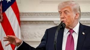 Трамп Эроннинг тинчлик таклифини танқид қилди