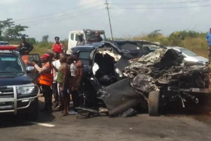 Нигерияда автоҳалокатда 30 киши ҳалок бўлди