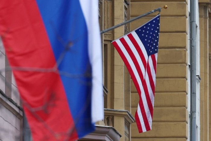 АҚШ Россияга қарши санкцияларни бекор қилиш режаларини тайёрлаб қўйган