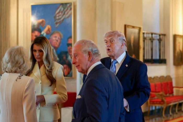 Британия қиролининг Трамп билан учрашуви ОАВсиз ўтишини талаб қилди