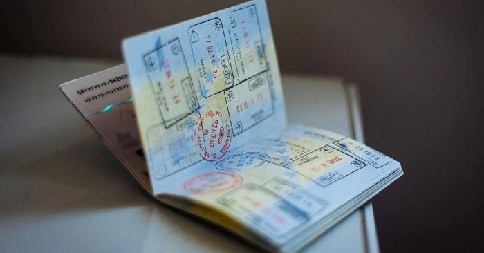 Еврокомиссия кейинги йилдан россияликларга виза беришни қийинлаштиришга ваъда бермоқда