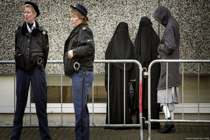 Niderlandiyada diniy ta’lim berishni taqiqlash taklif qilindi