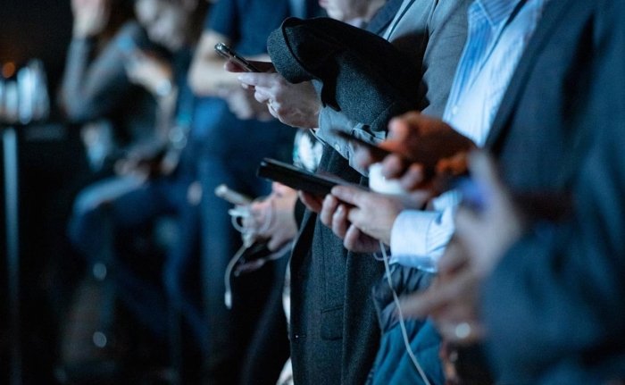 Қисқа видеолар мия фаолиятига салбий таъсир кўрсатиши аниқланди