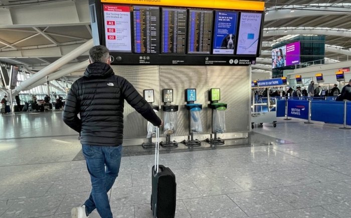 Buyuk Britaniya aeroportlarida yirik nosozliklar yuz berdi