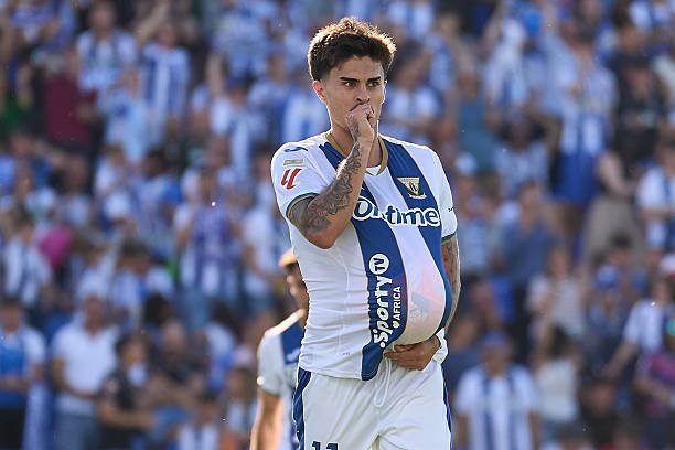 Испания футболи тарихида илк маротаба эркак ўйинчи туғруқ таътили олиши мумкин