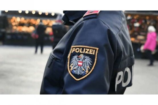 Австриялик полициячи ирқчилик ва исламофобияда айбланди