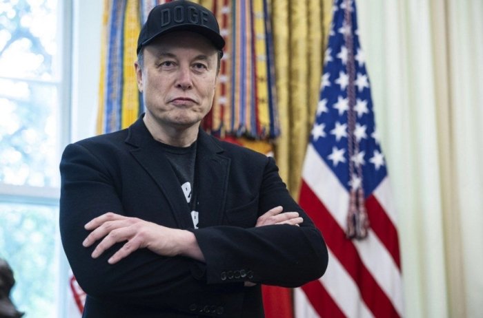 Илон Маск сиёсатга қайтишга қарор қилди