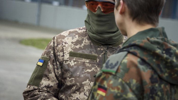 Evropa Ittifoqi bir yarim yil ichida Ukraina qurolli kuchlarining 55 ming askarini tayyorladi