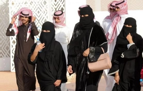 Saudiya Arabistonida ayollarga notarius sifatida ishlashga ruxsat berildi