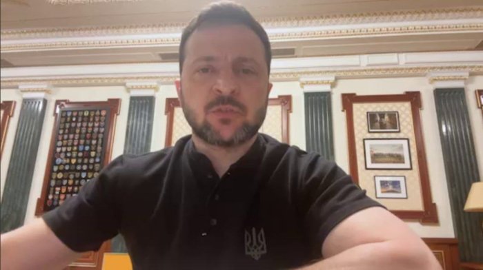 Руслар парадининг ўтказилиши сўроқ остида қолганидан хавотирда, бу ўринли хавотир — Украина президенти 