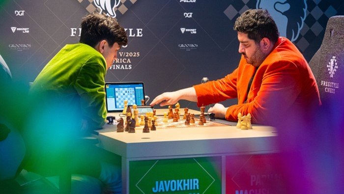 «Freestyle Chess Grand Slam Final». Javohir Sindarov chorak finalda g‘alaba qozondi va yarim finalda Magnus Karlsen bilan to‘qnash keladi