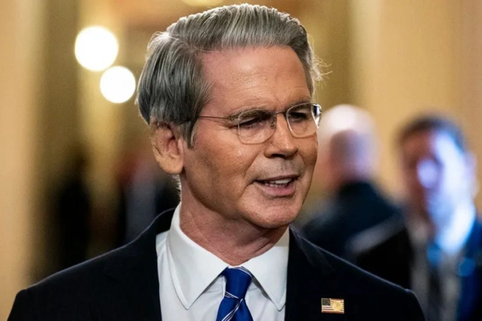 AQSh Rossiyaga qarshi harakat qilishning barcha mumkin bo‘lgan variantlarini o‘rganadi