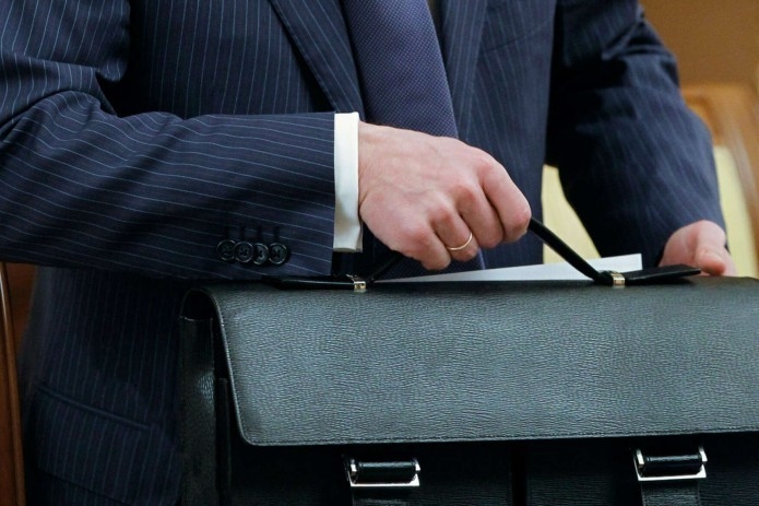 Вазирлар Маҳкамасида шyъба мудири лавозимидан озод этилди