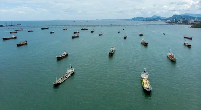 Араб мамлакатлари Ҳормуз бўғози очилгандан сўнг нефть етказиб беришни қайта тиклашга тайёр