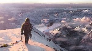 Keniyalik alpinist Everestda halok bo‘ldi