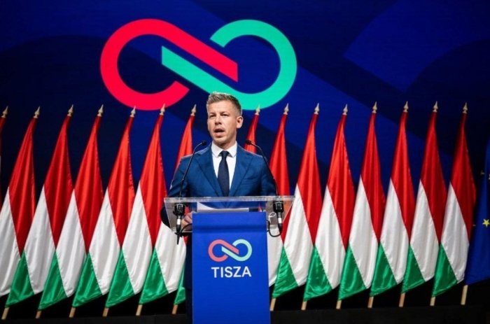  Мадьяр Венгрияда ҳокимиятда қолишни икки муддат билан чеклашга ваъда берди 