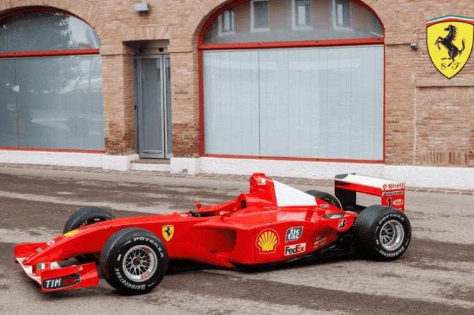 Shumaxer haydagan Ferrari rekord qiymatda sotildi Shumaxer haydagan Ferrari rekord qiymatda sotildi