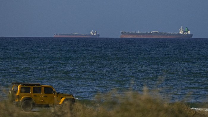 Ҳўрмуз бўғози Эронга йилига 15 миллиард долларгача даромад келтириши мумкин