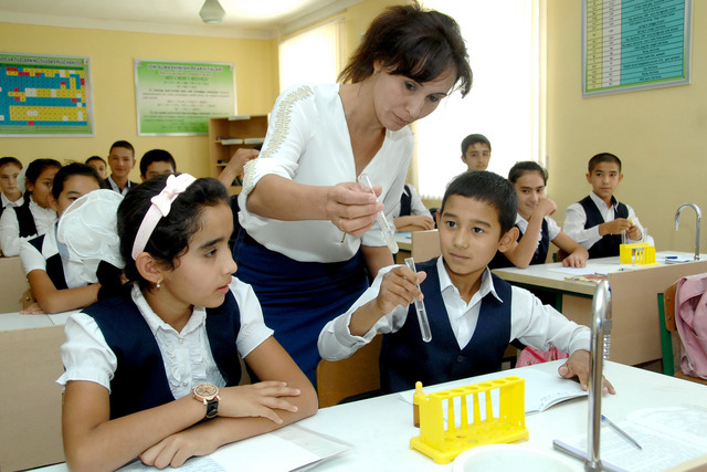 30 soat dars kimlarga berilishi mumkin?