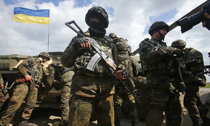 Украина армияси икки қишлоқни оғир қуроллар билан ўққа тутди
