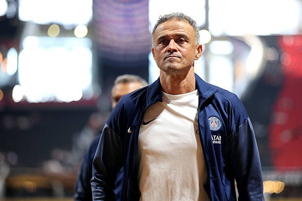 "ПСЖ" бош мураббийи: "Биласиз-ку, мен "Барселона" мухлисиман"